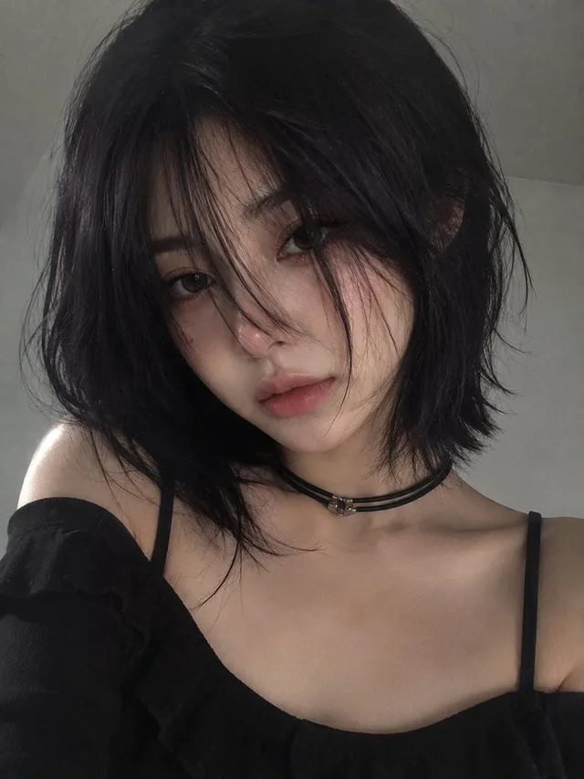 Look by 𝗦𝗮𝗻𝗶𝗮